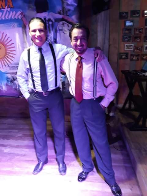 Show en Rosso Ristorante de la Ciudad de Machala